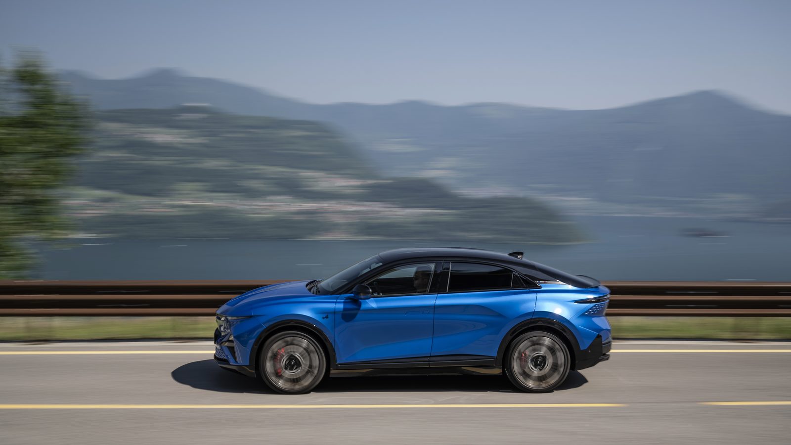 Alpine A390: il fastback sportivo elettrico che reinventa Digione