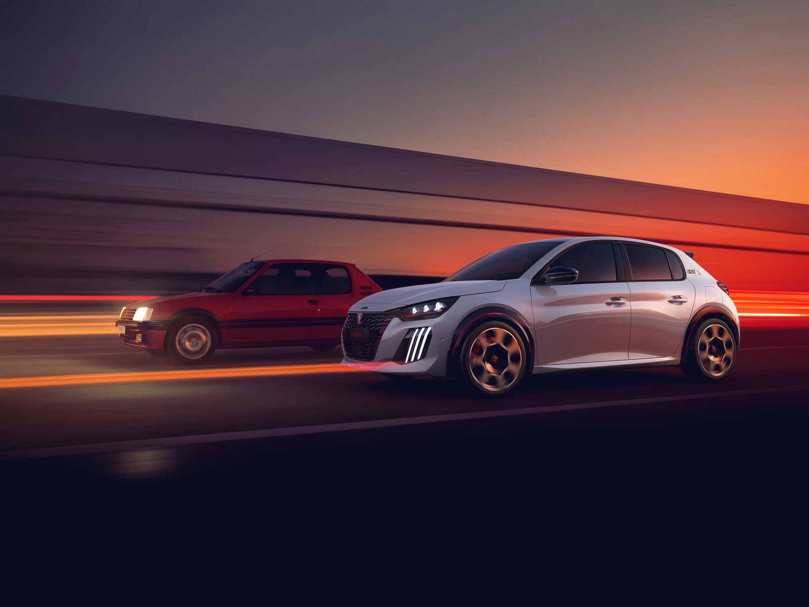 A E-208 GTi ao lado da sua ilustre antecessora, a 205 GTI: quarenta anos separam as duas desportivas.