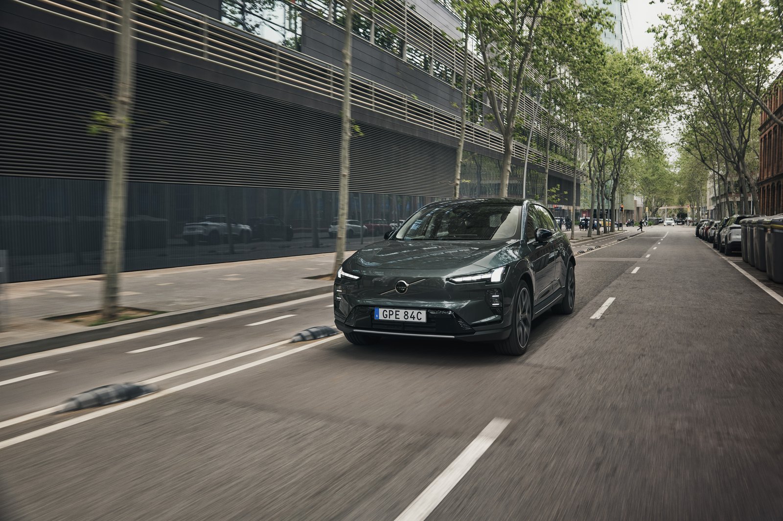 El Volvo EX60, el nuevo SUV eléctrico del fabricante sueco, confirmado en el listado del salón.